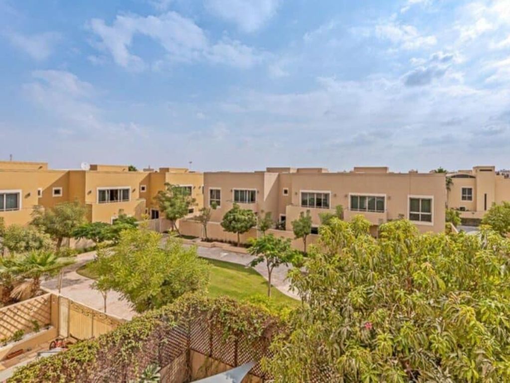 3BR TH | Spacious Unit | Unfurnished