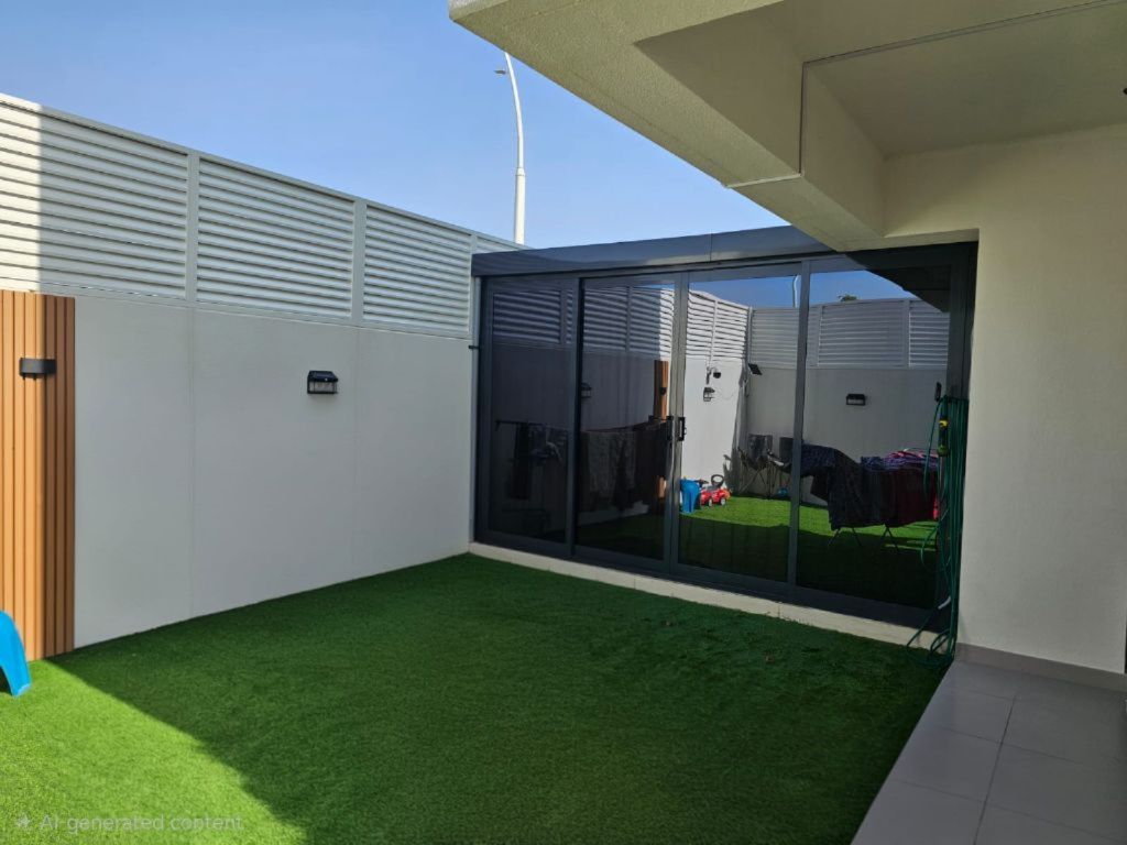 3BR+M | Single Row + End Unit | Fully Furnished